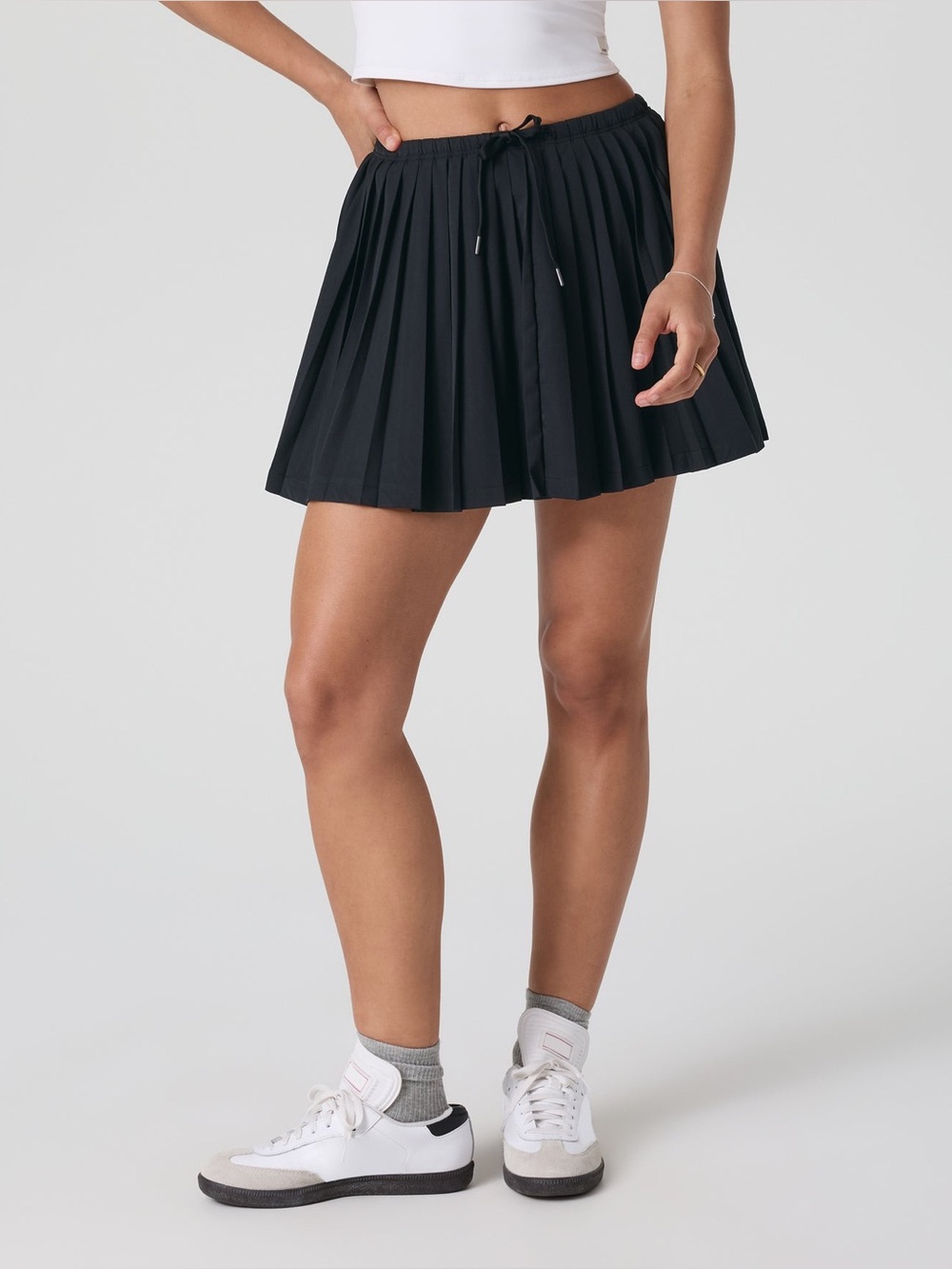 Vuori Clementine Pleated Skirt 15"